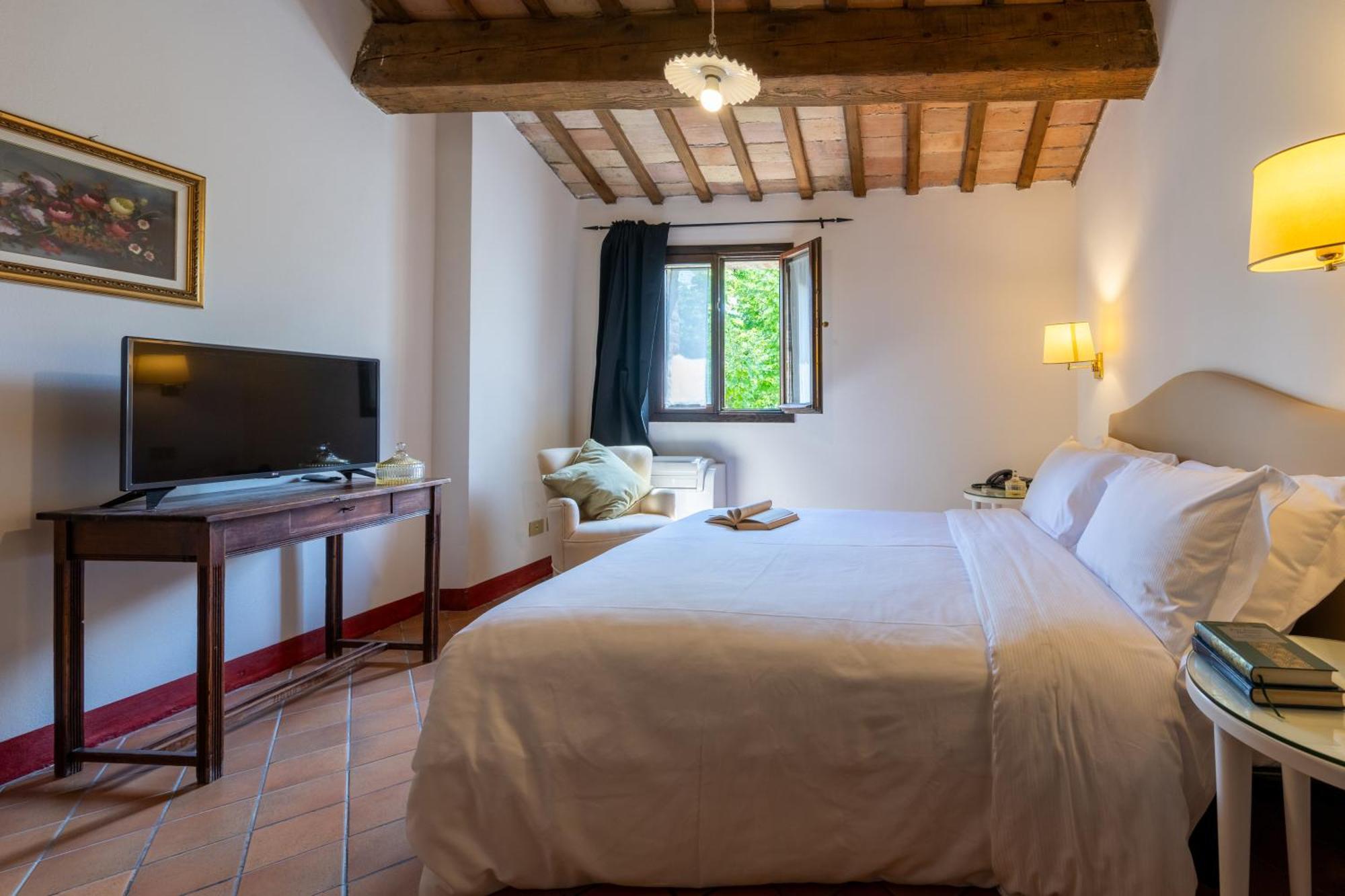 Palazzo Viviani Castello Di Montegridolfo Hotel Екстериор снимка